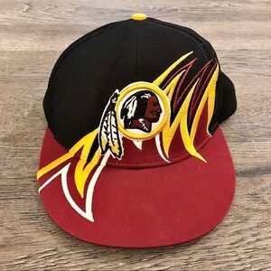 𝅺Vtg Washington Redskins Logo Athletic Black Dome Shark Tooth Hat Snapback Rare